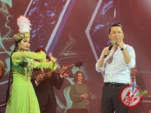 Бунёдбек Саидовнинг концертидан фоторепортаж