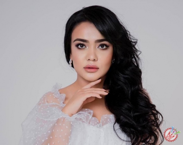 Рухшона янги таронасини тақдим қилди