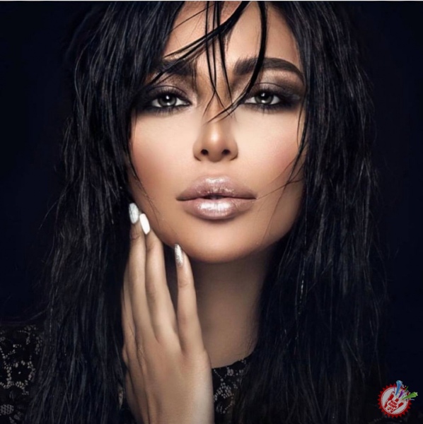 Муниса Ризаева янги созандалар билан иш бошлади