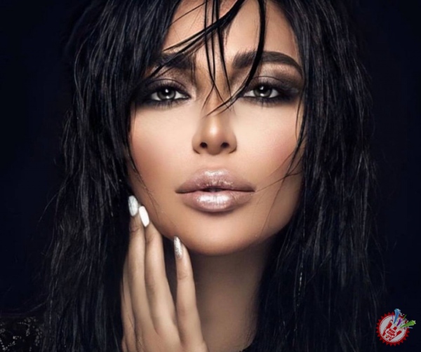 Муниса Ризаева янги созандалар билан иш бошлади