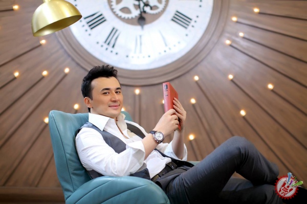 Улуғбек Раҳматуллаев янги фотожамланмасини тақдим қилди