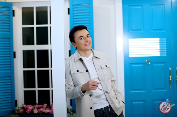 Улуғбек Раҳматуллаев янги фотожамланмасини тақдим қилди