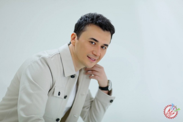 Улуғбек Раҳматуллаев янги фотожамланмасини тақдим қилди