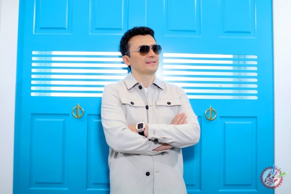 Улуғбек Раҳматуллаев янги фотожамланмасини тақдим қилди