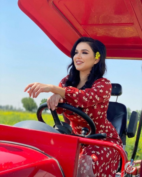 Нилуфар Усмонова орзусидаги клипни суратга олдирди