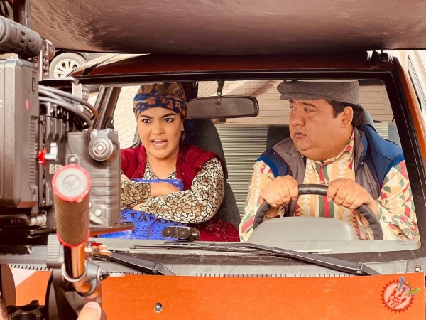 Хонанда Рухшона янги клип суратга олдирди