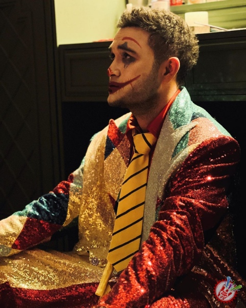 Шоҳруҳхоннинг янги клипини томоша қилдингизми?