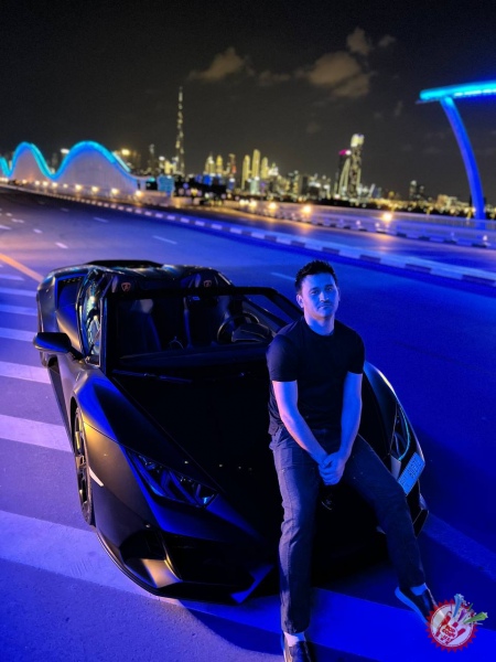 Xonanda Husan Dubayda yangi klip suratga oldi