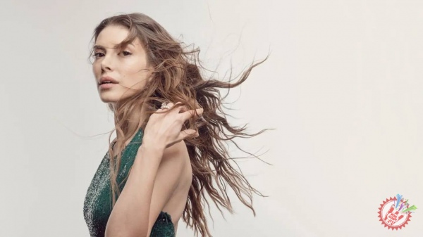 Deniz Baysal xalqaro avtomobil brendi bilan shartnoma qildi