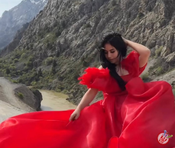 Zinnuradan yangi tarona