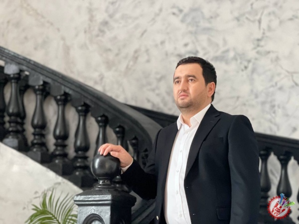 Aziz Abdullayevdan premyera