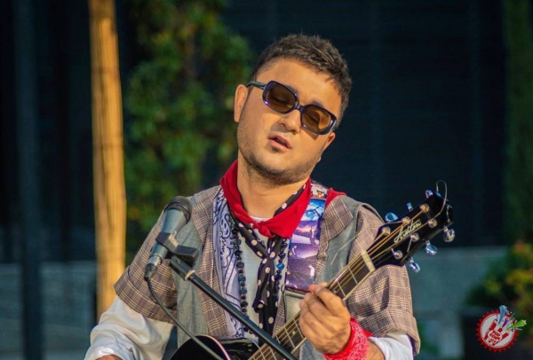 Shohruhxondan \"Mohitabonim\"