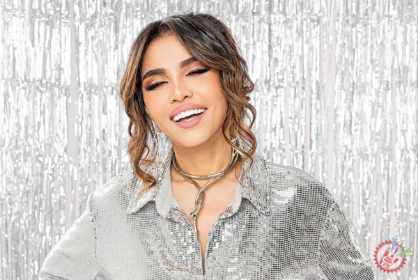 Ozoda Nursaidovadan yangi xit - \"Ko\'k jiguli\"