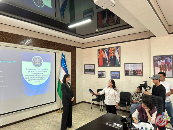 “Milliy brendlar orqali global bozorga: Sirdaryoda tadbirkorlarning huquqlari va biznes imkoniyatlari”mavzusida press-tur tashkil qildi.